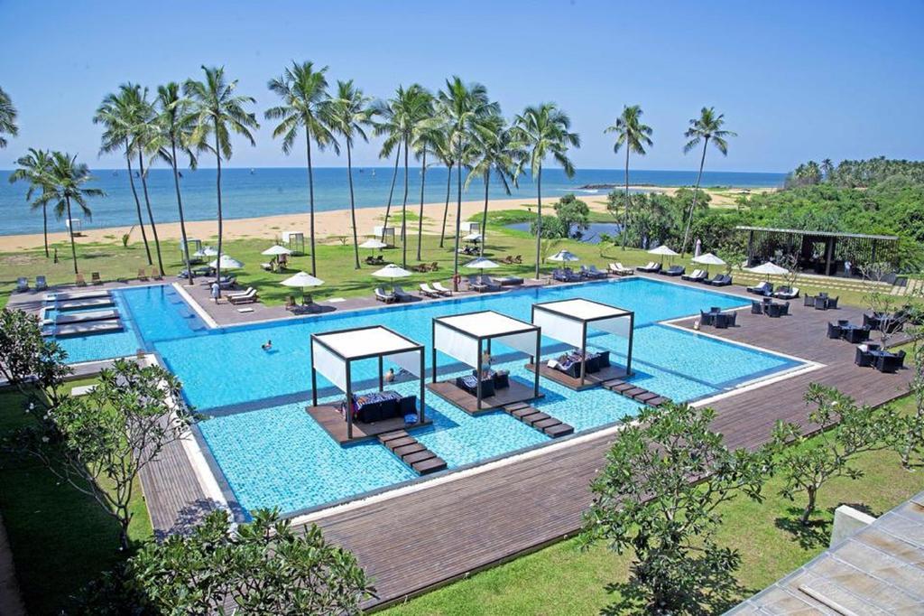 Suriya Resort Wayikkal Exterior foto