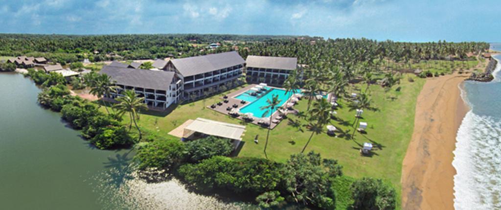 Suriya Resort Wayikkal Exterior foto